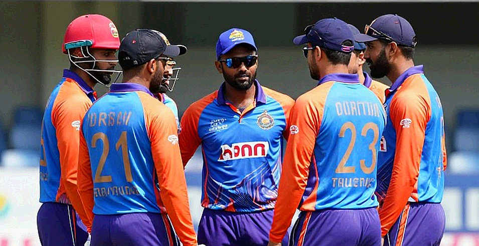 इंग्लैंड 241 पर ढेर: 19 रन का वह बिल जो शाहीन ने पावरप्ले में काट दिया